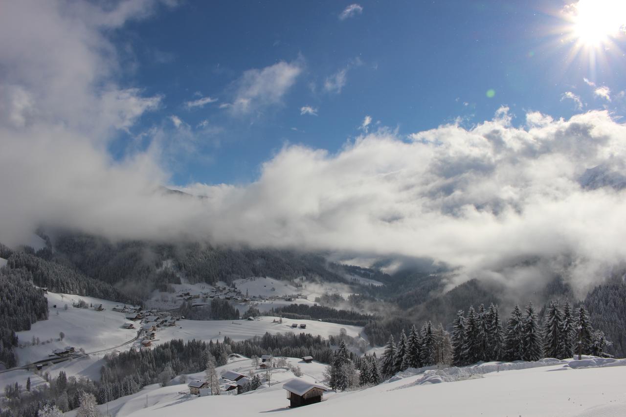 Hepi Lodge Liesing Esterno foto