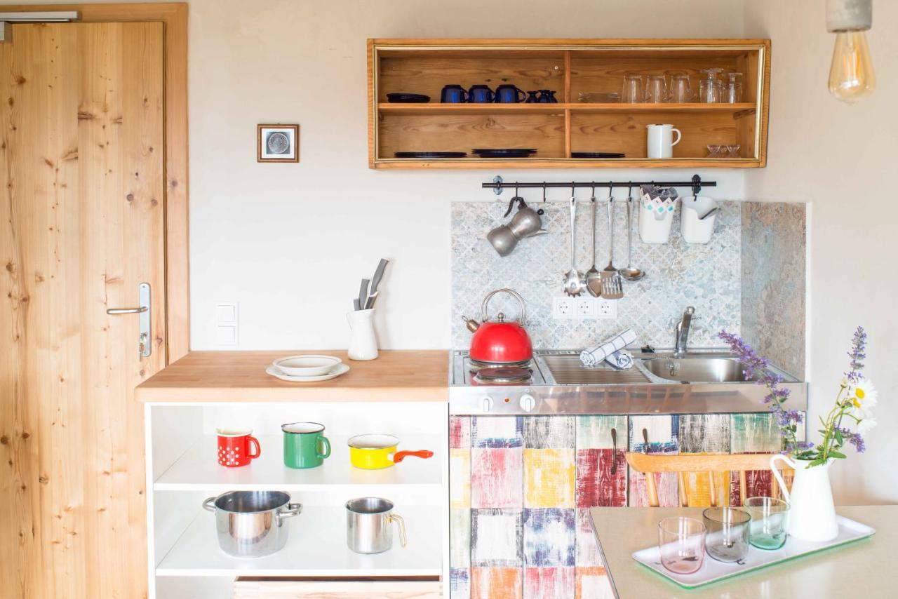 Hepi Lodge Liesing Esterno foto